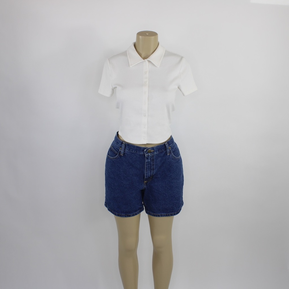 Vintage Wrangler high waisted navy denim shorts